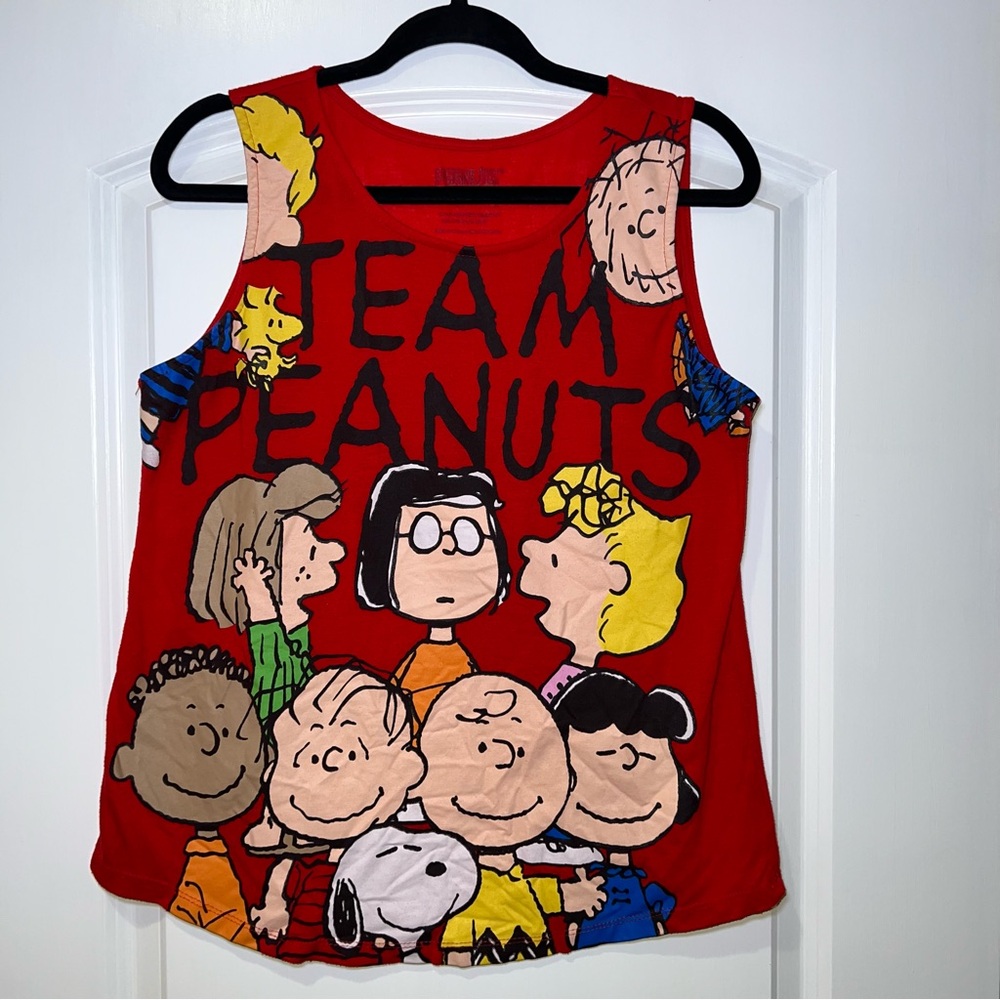 Peanuts Juniors Red Tank Top with Character Graphics on the Front. Size 15-17